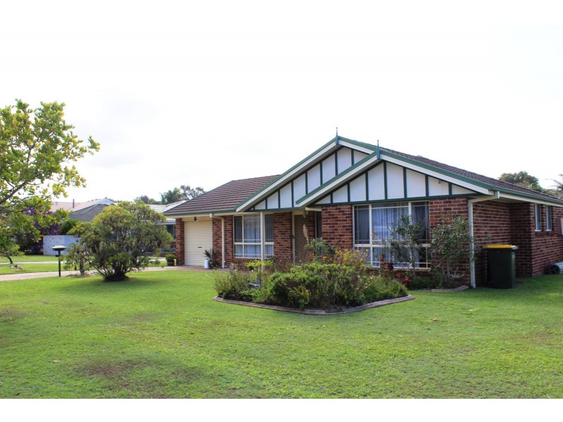 37 Melaleuca Avenue, Woolgoolga NSW 2456