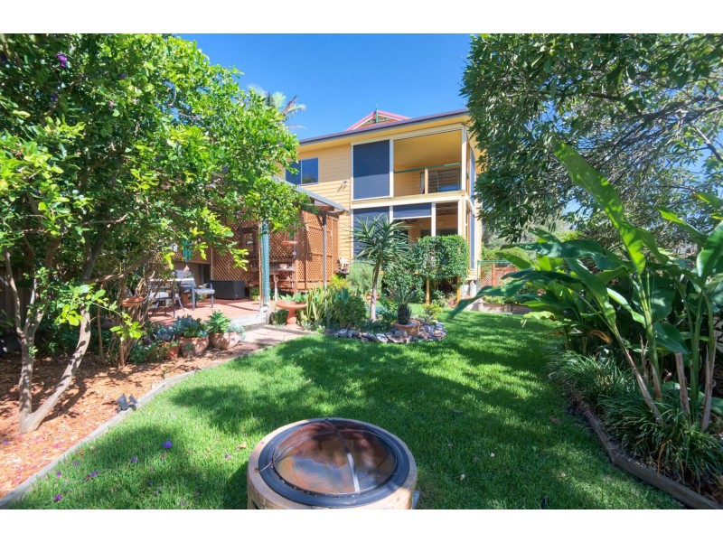 11 Flagstaff Avenue, Emerald Beach NSW 2456