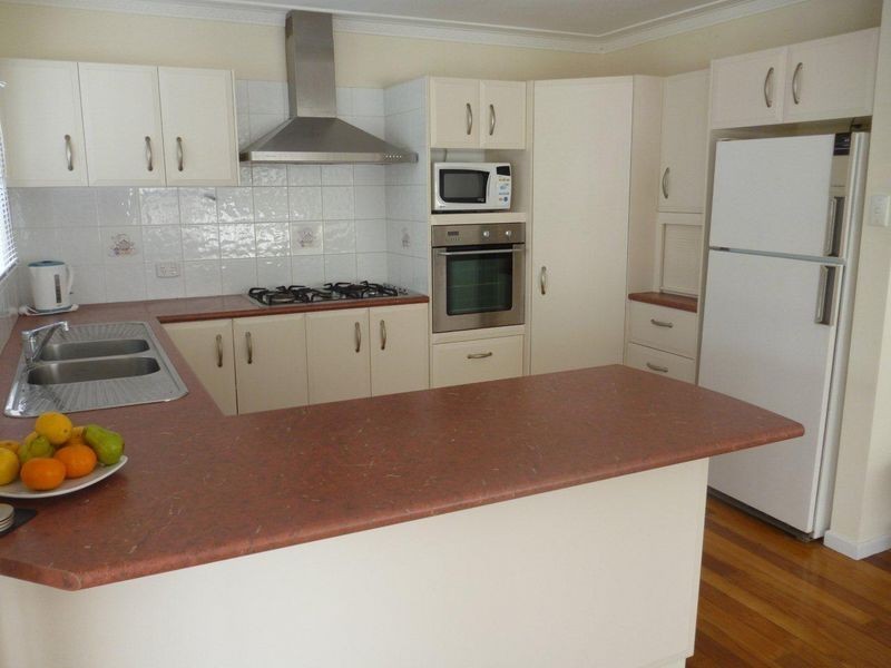 8 Ocean Drive, Safety Beach NSW 2456