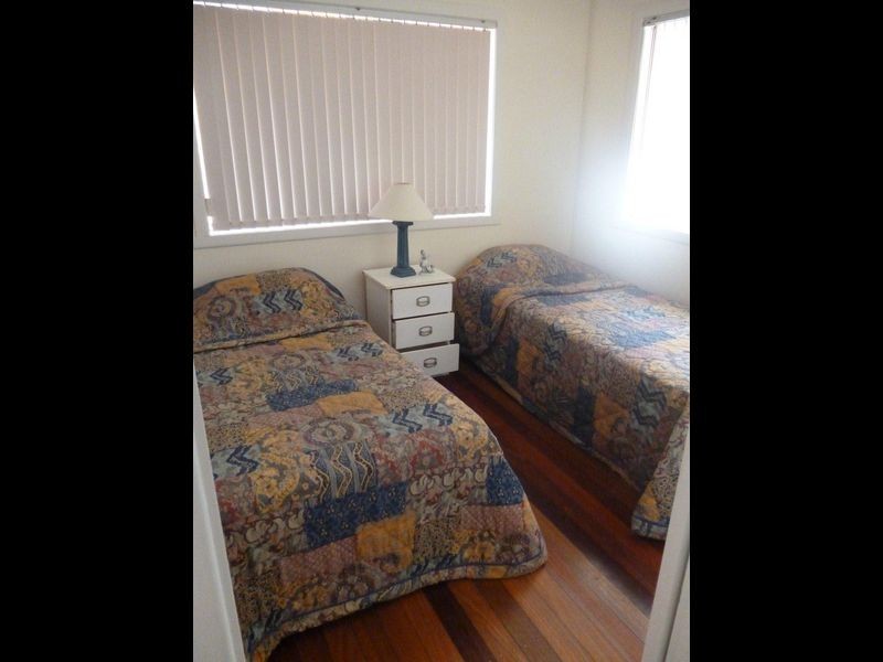 8 Ocean Drive, Safety Beach NSW 2456