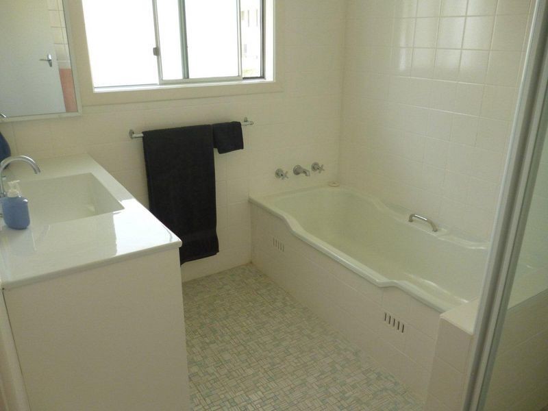 8 Ocean Drive, Safety Beach NSW 2456