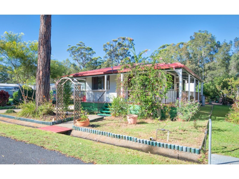 8 Rosella Lane, Darlington Park, Arrawarra NSW 2456