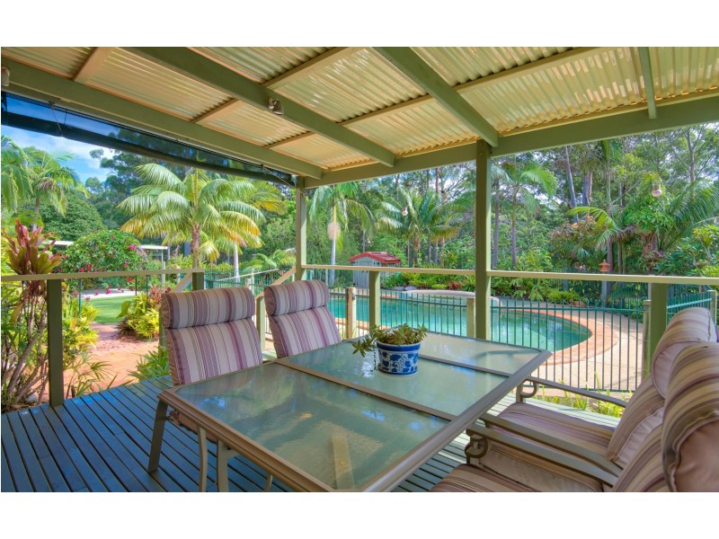 10 Pont Close, Emerald Beach NSW 2456