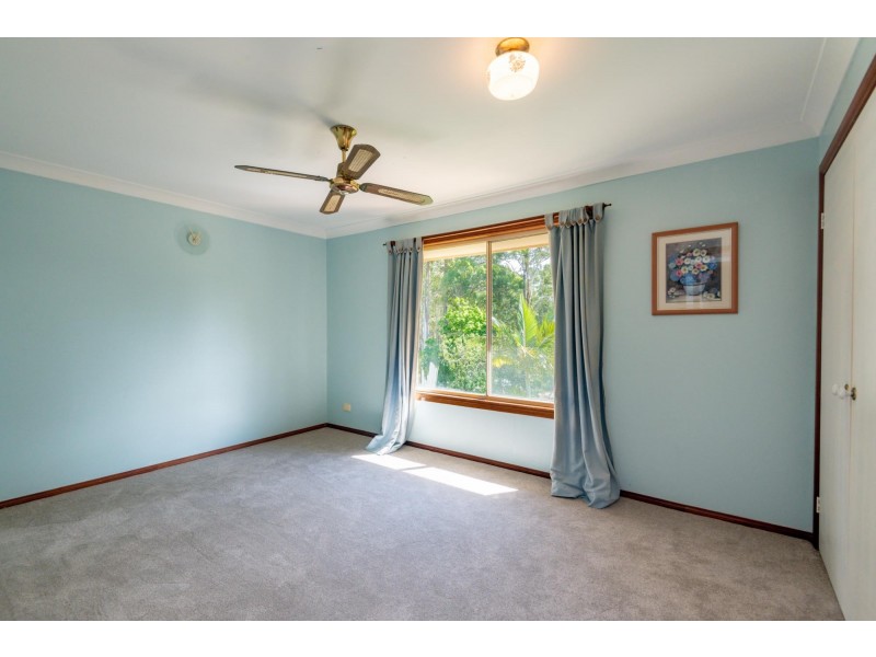 10 Pont Close, Emerald Beach NSW 2456