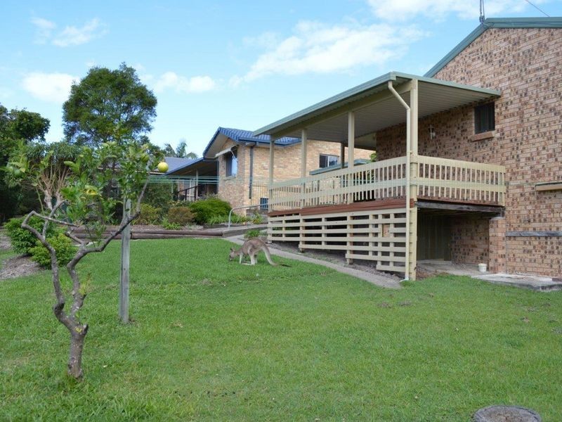 15 Lakeview Avenue, Safety Beach NSW 2456