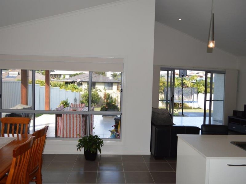 60 Admiralty Drive, Safety Beach NSW 2456
