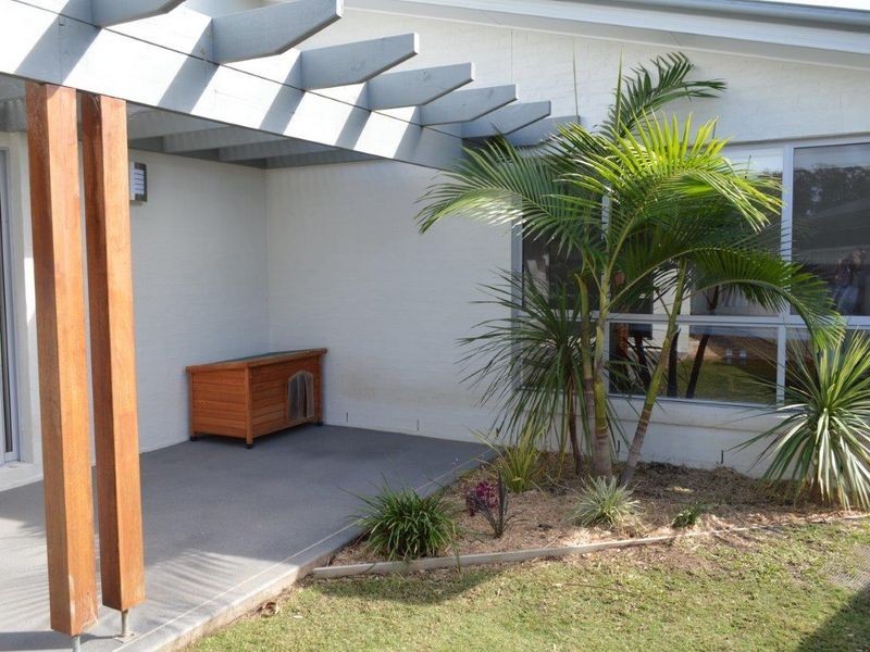 60 Admiralty Drive, Safety Beach NSW 2456