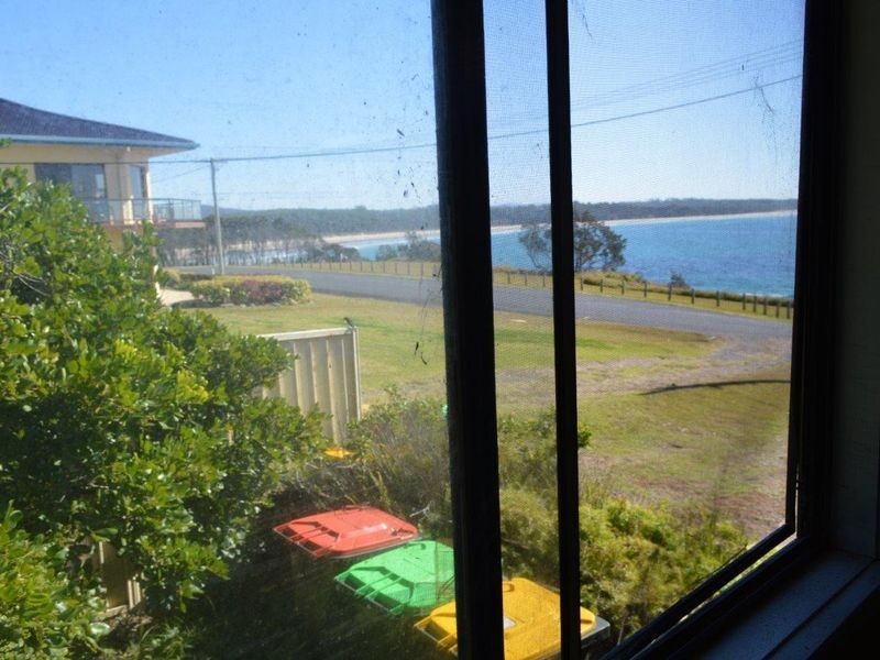 28 Pollack Esplanade, Woolgoolga NSW 2456