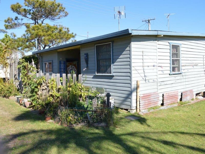 28 Pollack Esplanade, Woolgoolga NSW 2456