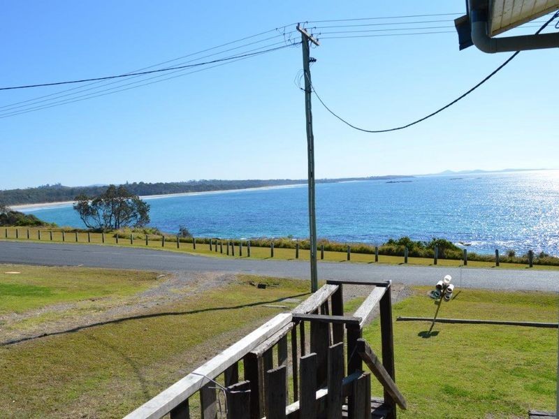 28 Pollack Esplanade, Woolgoolga NSW 2456