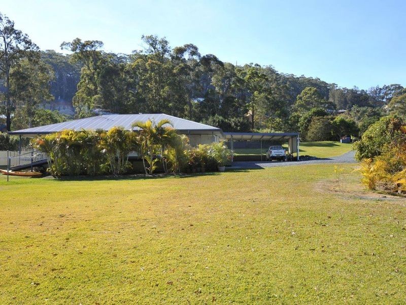 3 Azure Avenue, Emerald Beach NSW 2456