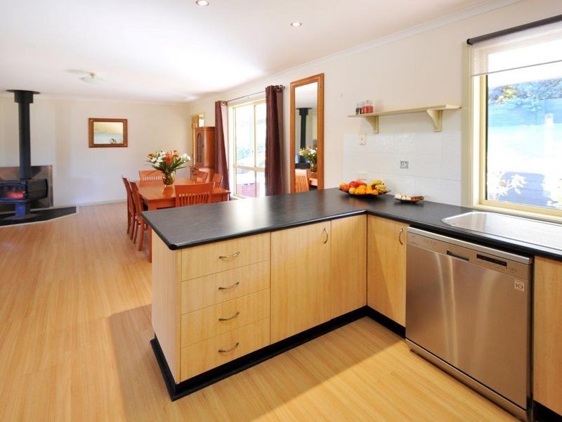 3 Azure Avenue, Emerald Beach NSW 2456