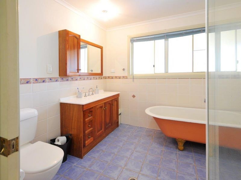 3 Azure Avenue, Emerald Beach NSW 2456