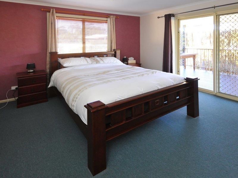 3 Azure Avenue, Emerald Beach NSW 2456