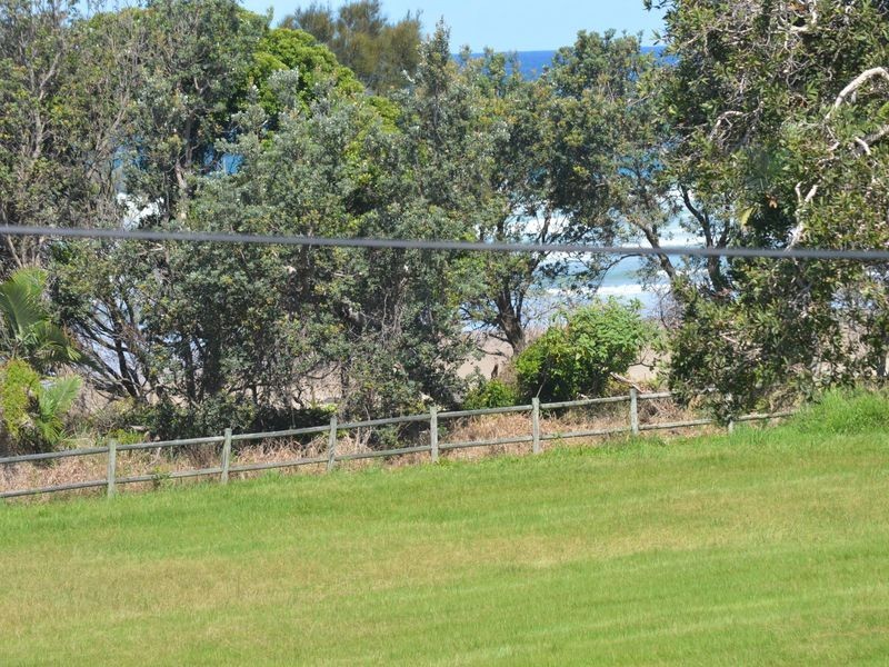 129 Diamond Head Drive, Sandy Beach NSW 2456