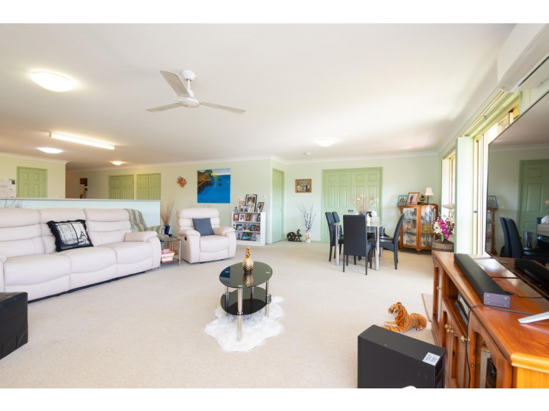 9 Sunset Avenue, Woolgoolga NSW 2456