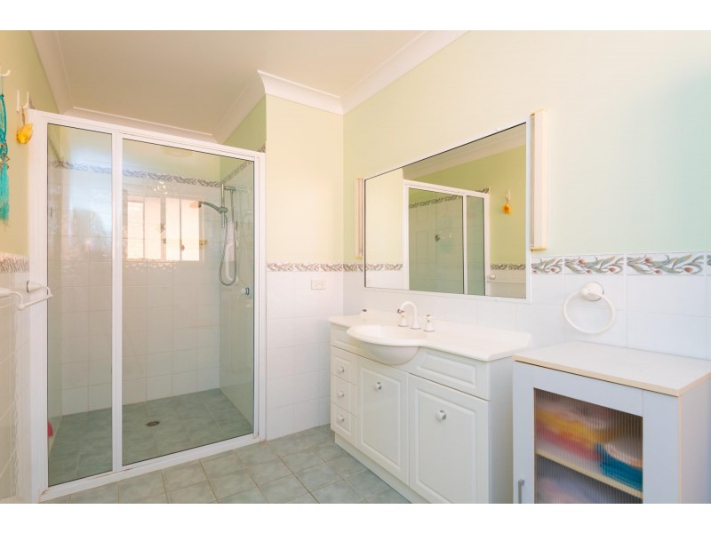 9 Sunset Avenue, Woolgoolga NSW 2456