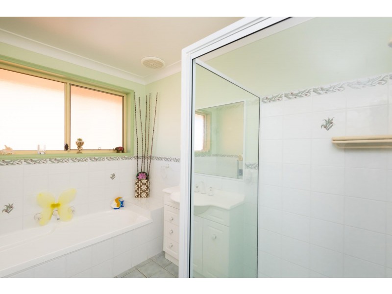 9 Sunset Avenue, Woolgoolga NSW 2456