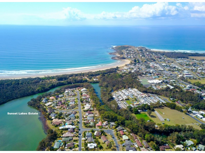 9 Sunset Avenue, Woolgoolga NSW 2456