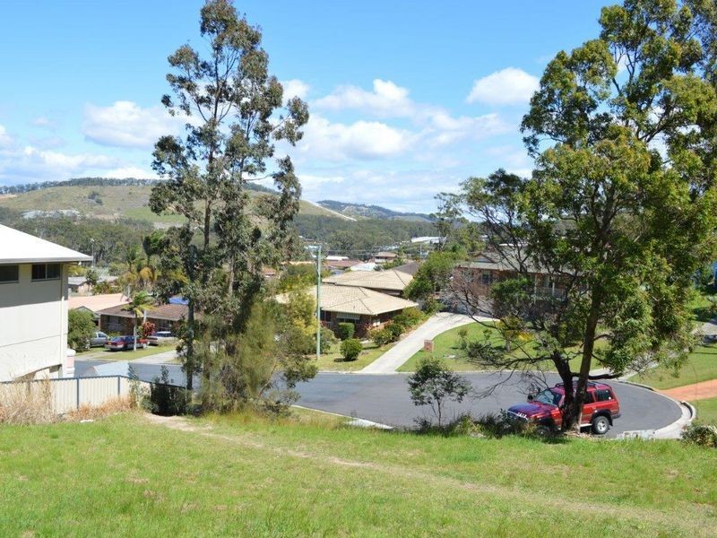 10 McPhee Close, Woolgoolga NSW 2456