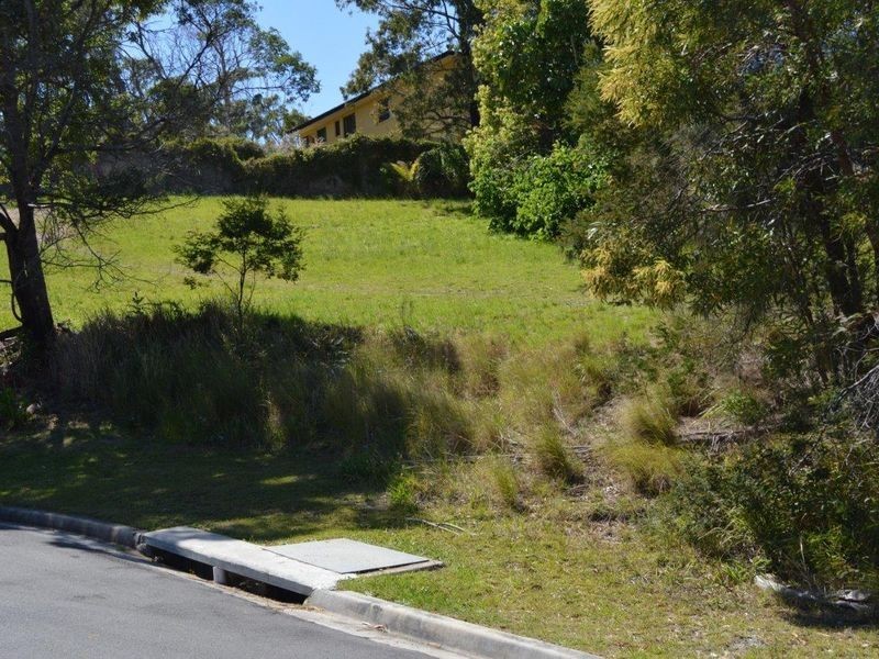 10 McPhee Close, Woolgoolga NSW 2456