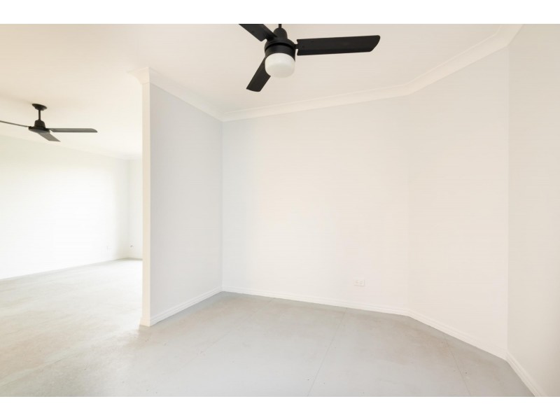 5 McPhee Close, Woolgoolga NSW 2456