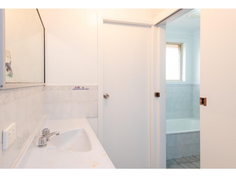 5 McPhee Close, Woolgoolga NSW 2456