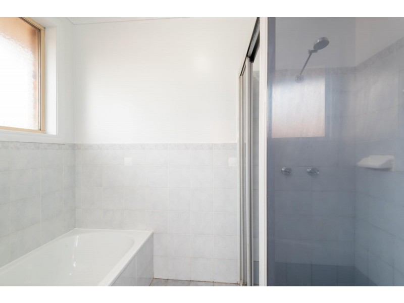 5 McPhee Close, Woolgoolga NSW 2456