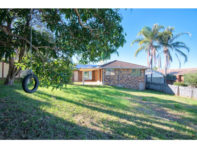 5 McPhee Close, Woolgoolga NSW 2456