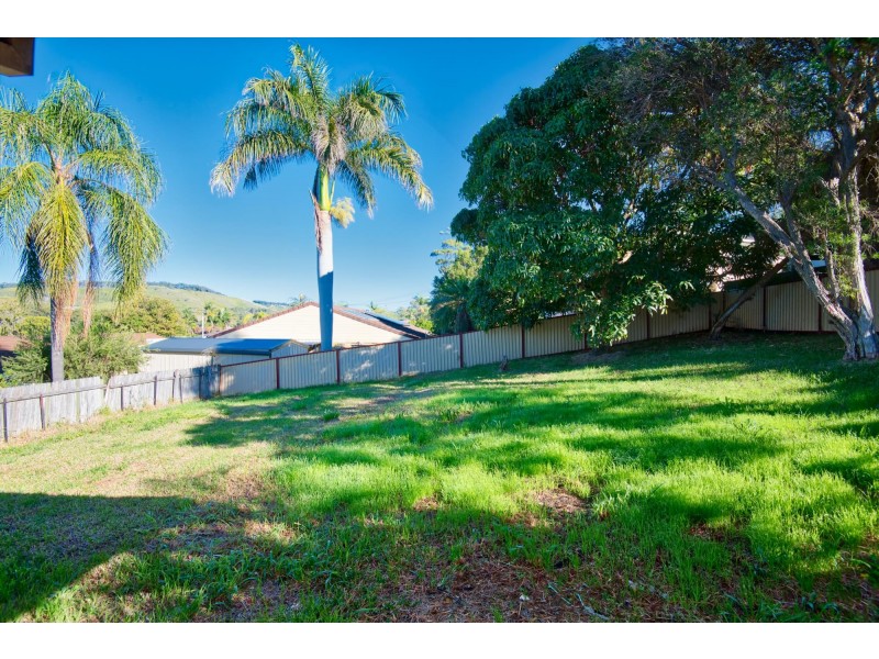 5 McPhee Close, Woolgoolga NSW 2456