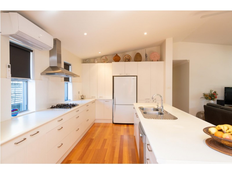 36 Lights Street, Emerald Beach NSW 2456