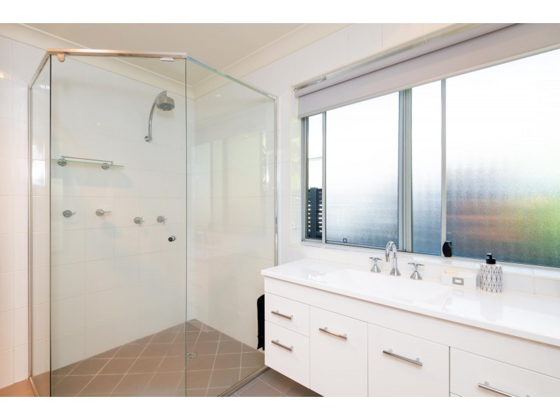 36 Lights Street, Emerald Beach NSW 2456