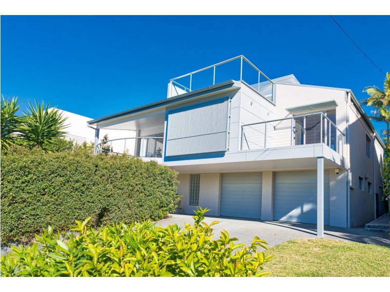 26 Ocean View Crescent, Emerald Beach NSW 2456