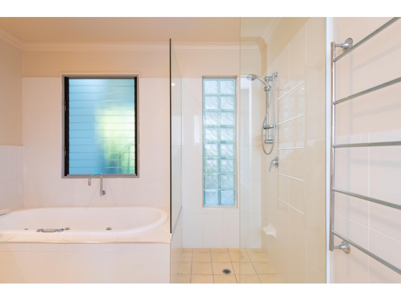 26 Ocean View Crescent, Emerald Beach NSW 2456