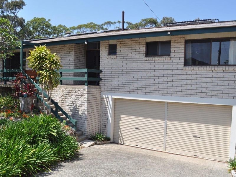 20 Lakeview Avenue, Safety Beach NSW 2456