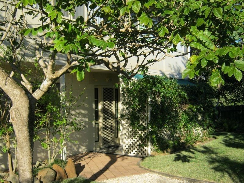 61 Bluegum Avenue, Sandy Beach NSW 2456