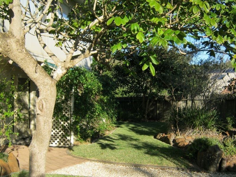 61 Bluegum Avenue, Sandy Beach NSW 2456