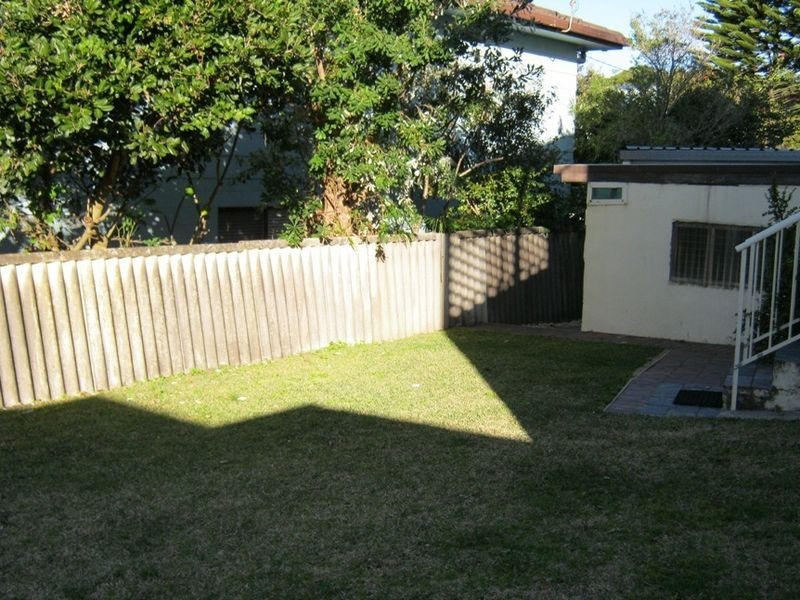 61 Bluegum Avenue, Sandy Beach NSW 2456