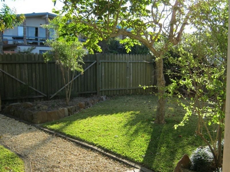 61 Bluegum Avenue, Sandy Beach NSW 2456