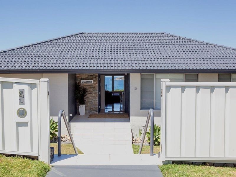 10 Macauleys Headland Drive, Coffs Harbour NSW 2450