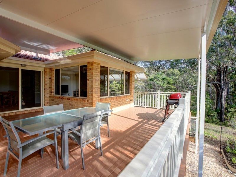 9 Ocean Links Close, Safety Beach NSW 2456