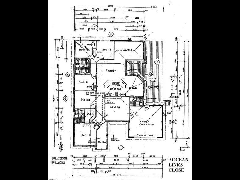 9 Ocean Links Close, Safety Beach NSW 2456