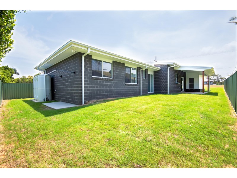 35 Eileen Drive, Corindi Beach NSW 2456