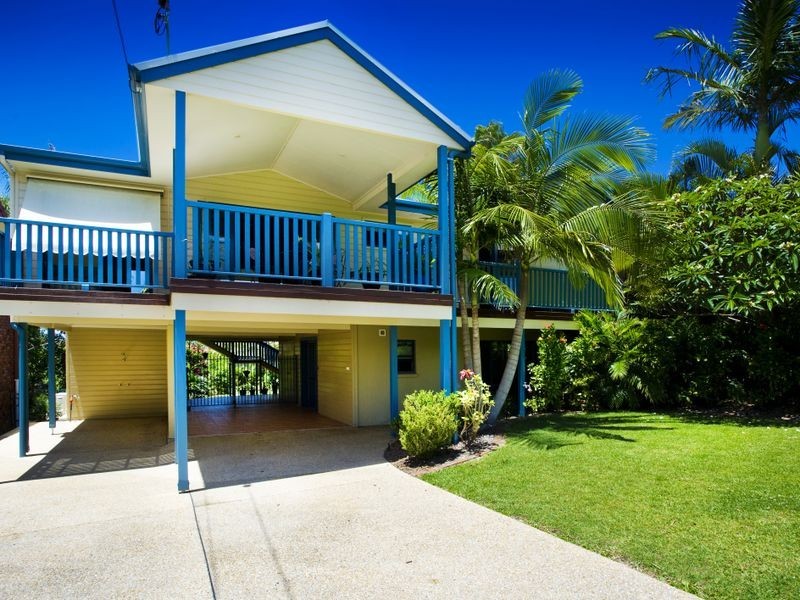 5 Dammerel Crescent, Emerald Beach NSW 2456