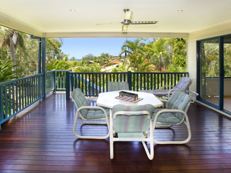 5 Dammerel Crescent, Emerald Beach NSW 2456