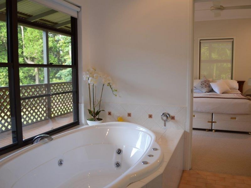 20 Gresham Drive, Woolgoolga NSW 2456