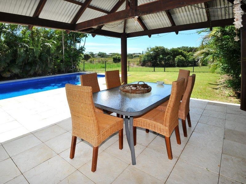 60 Ocean View Road, Arrawarra Headland NSW 2456