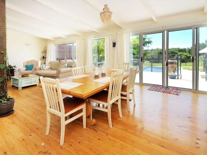 60 Ocean View Road, Arrawarra Headland NSW 2456