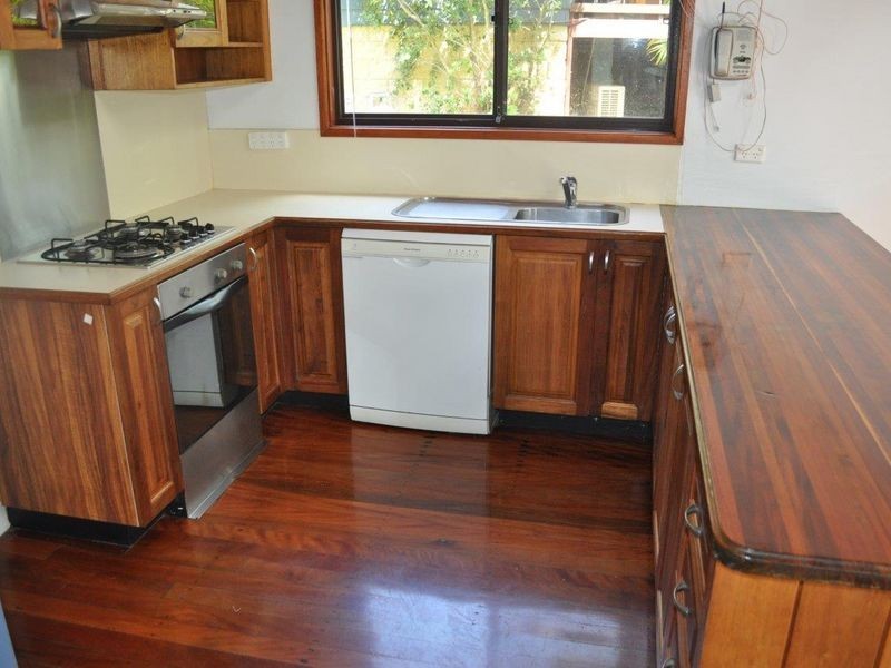 8 Lights Street, Emerald Beach NSW 2456