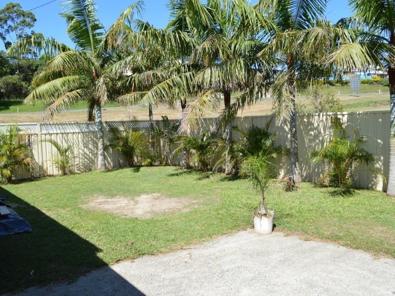 13 Hubbard Street, Woolgoolga NSW 2456